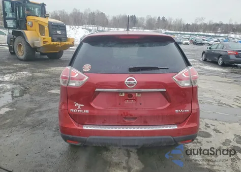 2015 Nissan Rogue S z USA, uszkodzony, nr VIN 5N1AT2MV7FC767330